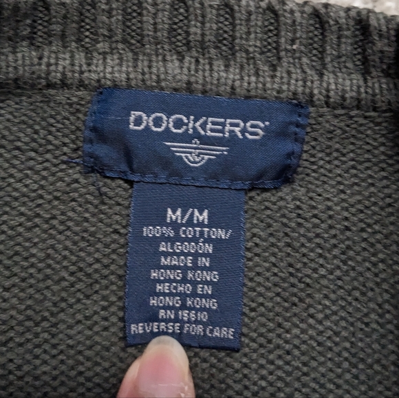 Dockers 100% cotton grey plaid crewneck pullover sweater (flawed) - Picture 6 of 14